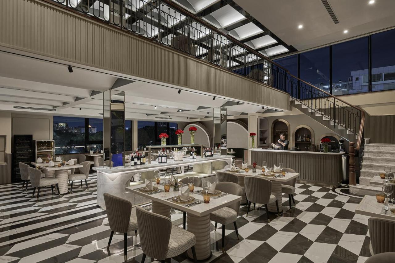 Hotel La Siesta Premium Saigon Thành Pho Ho Chí Minh Esterno foto The restaurant