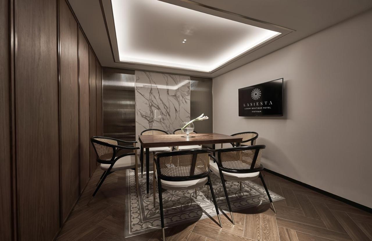 Hotel La Siesta Premium Saigon Thành Pho Ho Chí Minh Esterno foto A meeting room at the Amista business center