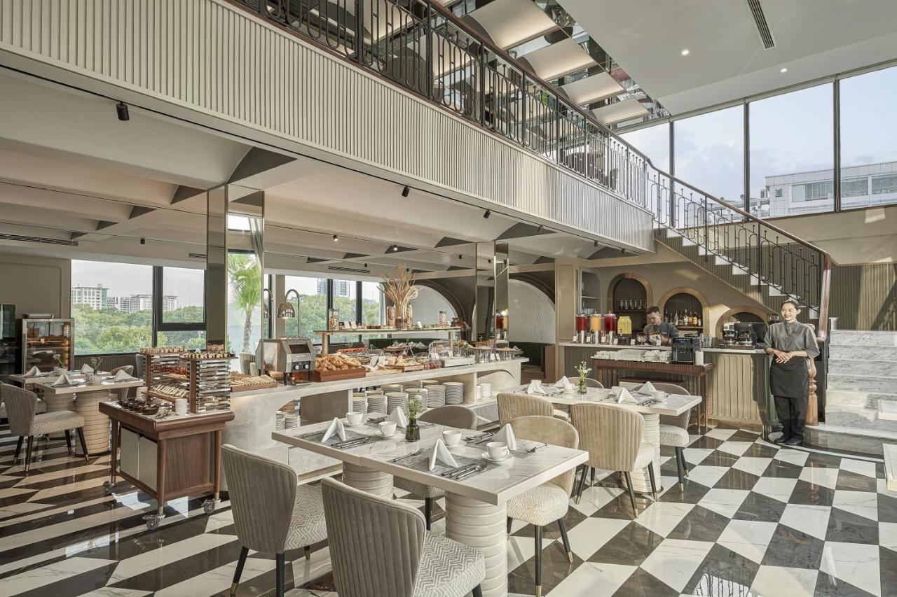 Hotel La Siesta Premium Saigon Thành Pho Ho Chí Minh Esterno foto The restaurant